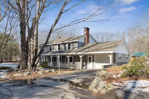 3 Fenderson Rd, Saco, ME 04072