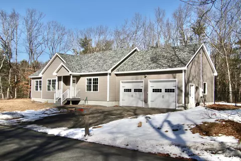 99 Ell Pond Rd, Wells, ME 04090