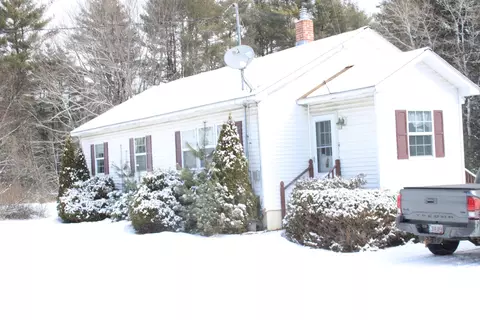 3064 Hotel Rd, Auburn, ME 04210