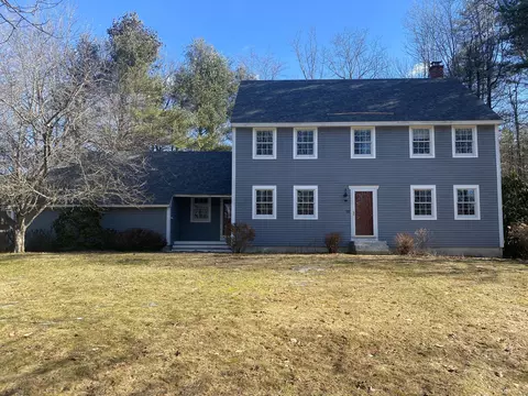 55 Valley Rd, Cumberland, ME 04021