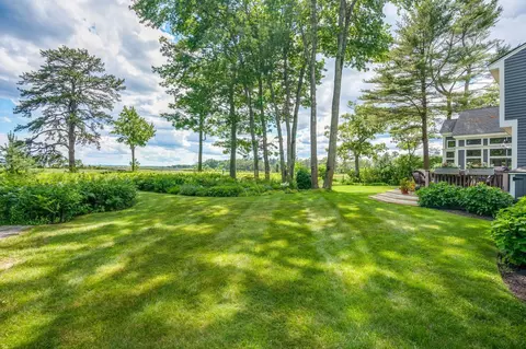 180 Western Ave, Kennebunk, ME 04043