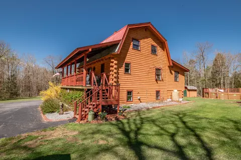 153 Stetson Rd, Hartford, ME 04220