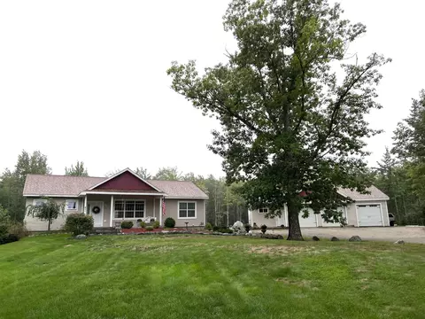 401 Newbury Neck Rd, Surry, ME 04684