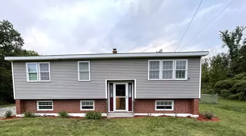 632 Kennebec Rd, Hampden, ME 04444