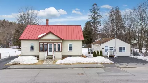 29 Mexico Ave, Mexico, ME 04257