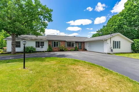 5 Westview St, Augusta, ME 04330