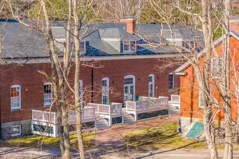 8 Quartermaster Ct #8, Portland, ME 04109