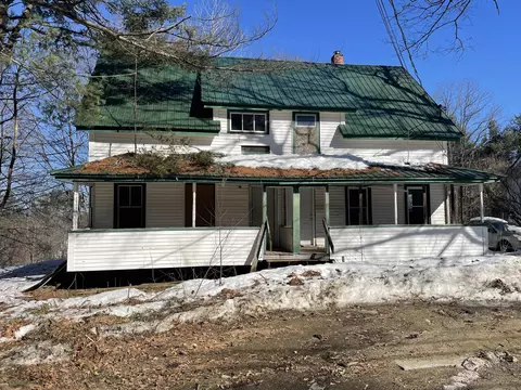 9 Chandler St, Wilton, ME 04294