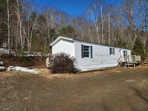 821 Townhouse Rd, Swanville, ME 04915
