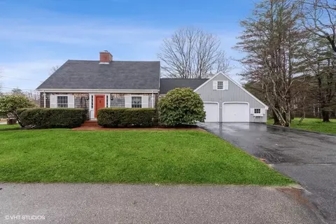 239 Ferry Rd, Saco, ME 04072