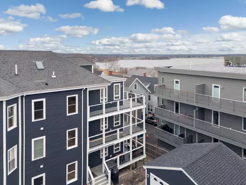23 Emerson St #3, Portland, ME 04101