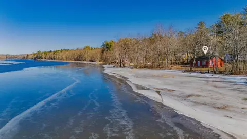 80 Ledgewood Ln, Gardiner, ME 04345