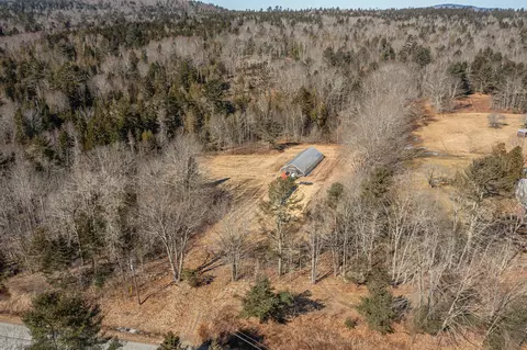 16 Stagecoach Rd, Stockton Springs, ME 04981