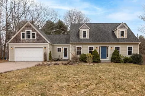 116 Brave Boat Harbor Rd, Kittery Point, ME 03905