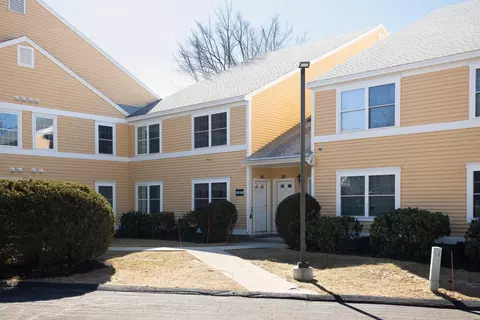161 Saco Ave #305, Old Orchard Beach, ME 04064