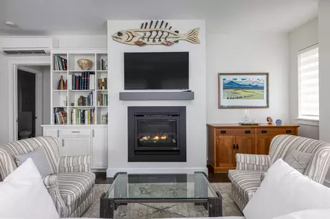 383 Commercial St #414, Portland, ME 04101
