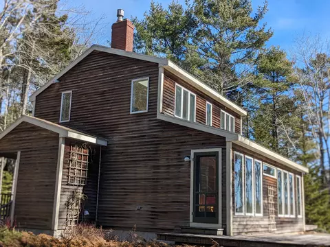 34 The Tote Rd, Harpswell, ME 04079