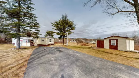 333 Academy Rd, Monmouth, ME 04259