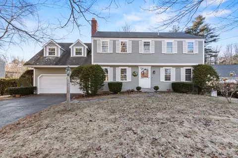 4 Iron Clad Rd, Scarborough, ME 04074