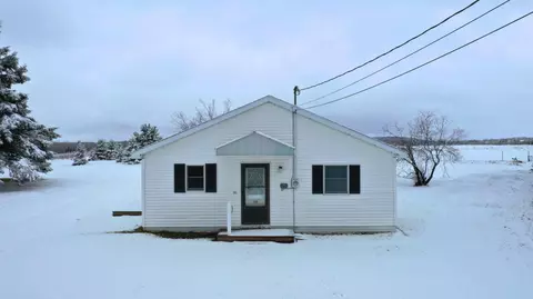 298 Houlton Rd, Fort Fairfield, ME 04742