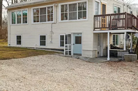 9 Adams Ln #1, Kittery, ME 03904