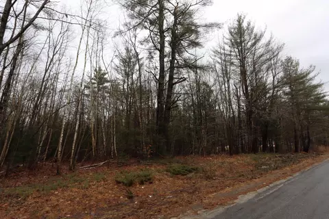 484 Us Route 202, Monmouth, ME 04265