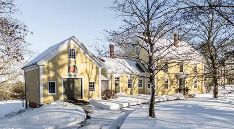77 Foreside Rd, Cumberland, ME 04110