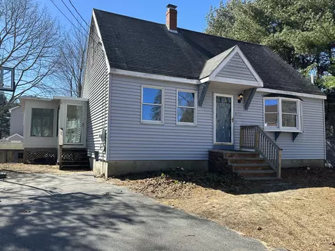 5 Birch St, Saco, ME 04072