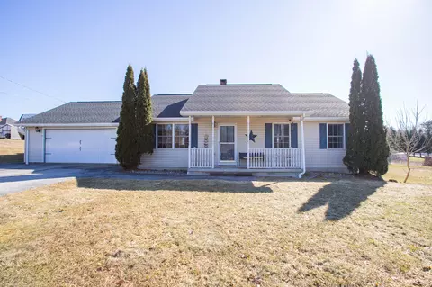 100 Labarca Ln, Bangor, ME 04401