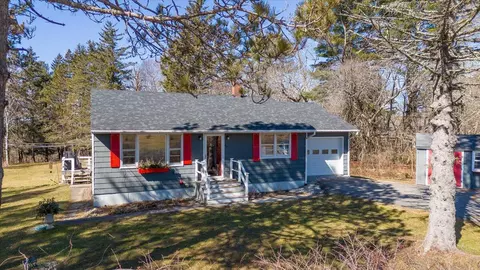 487 St George Rd, South Thomaston, ME 04858
