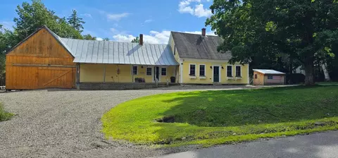 1001 Reeds Mill Rd, Madrid Twp, ME 04966