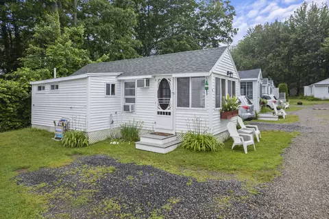 76 Post Rd #9, Wells, ME 04090