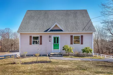 179 Middle Rd, Falmouth, ME 04105