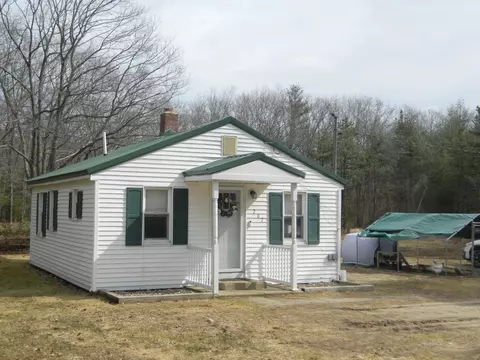 267 Kennebunk Pond Rd, Lyman, ME 04002