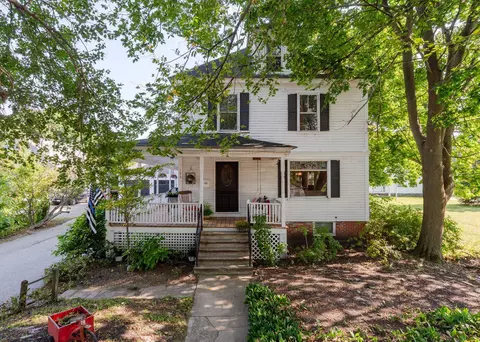 193 Main St, Gorham, ME 04038