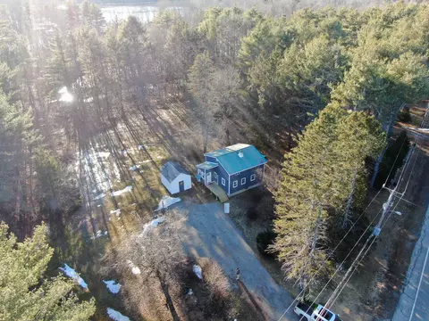 522 Main Rd, Passadumkeag, ME 04475