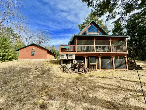 114 N Howland Rd, Howland, ME 04448