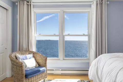 2203 Harpswell Islands Rd, Harpswell, ME 04079