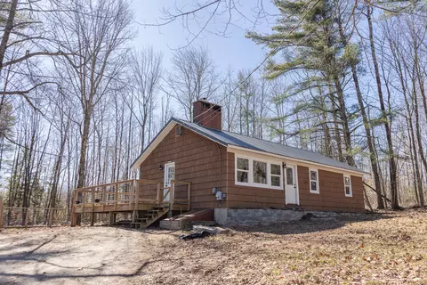55 Burnham Rd, Limerick, ME 04048