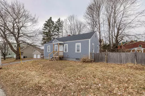 174 Spring St, Lewiston, ME 04240