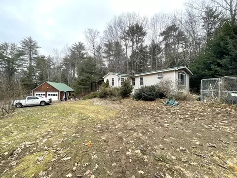 80 Park Ln, China, ME 04358