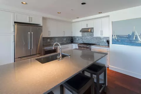 7 Maple St #605, Portland, ME 04101