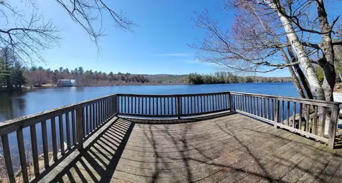 8 Granite Ln, Hartland, ME 04943