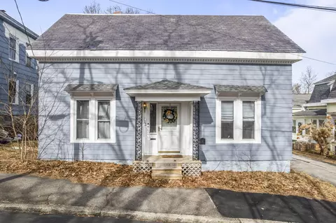 102 Bradbury St, Biddeford, ME 04005