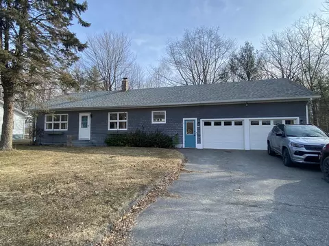 307 Hartland Ave, Pittsfield, ME 04967