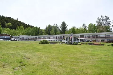 16 Moosehead Motel Ln #P, Rockwood, ME 04478