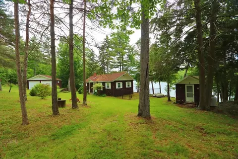 53 Adams Ln, Dedham, ME 04429