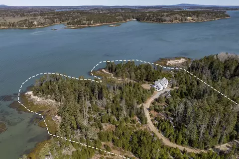 136 Cat Cove Rd, Stonington, ME 04681