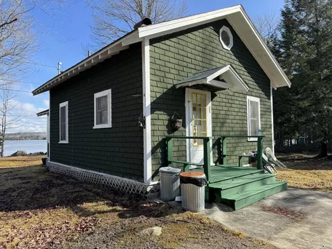 5 Partridge Ln, Lincoln, ME 04457