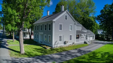 833 W West Main St, Dover Foxcroft, ME 04426